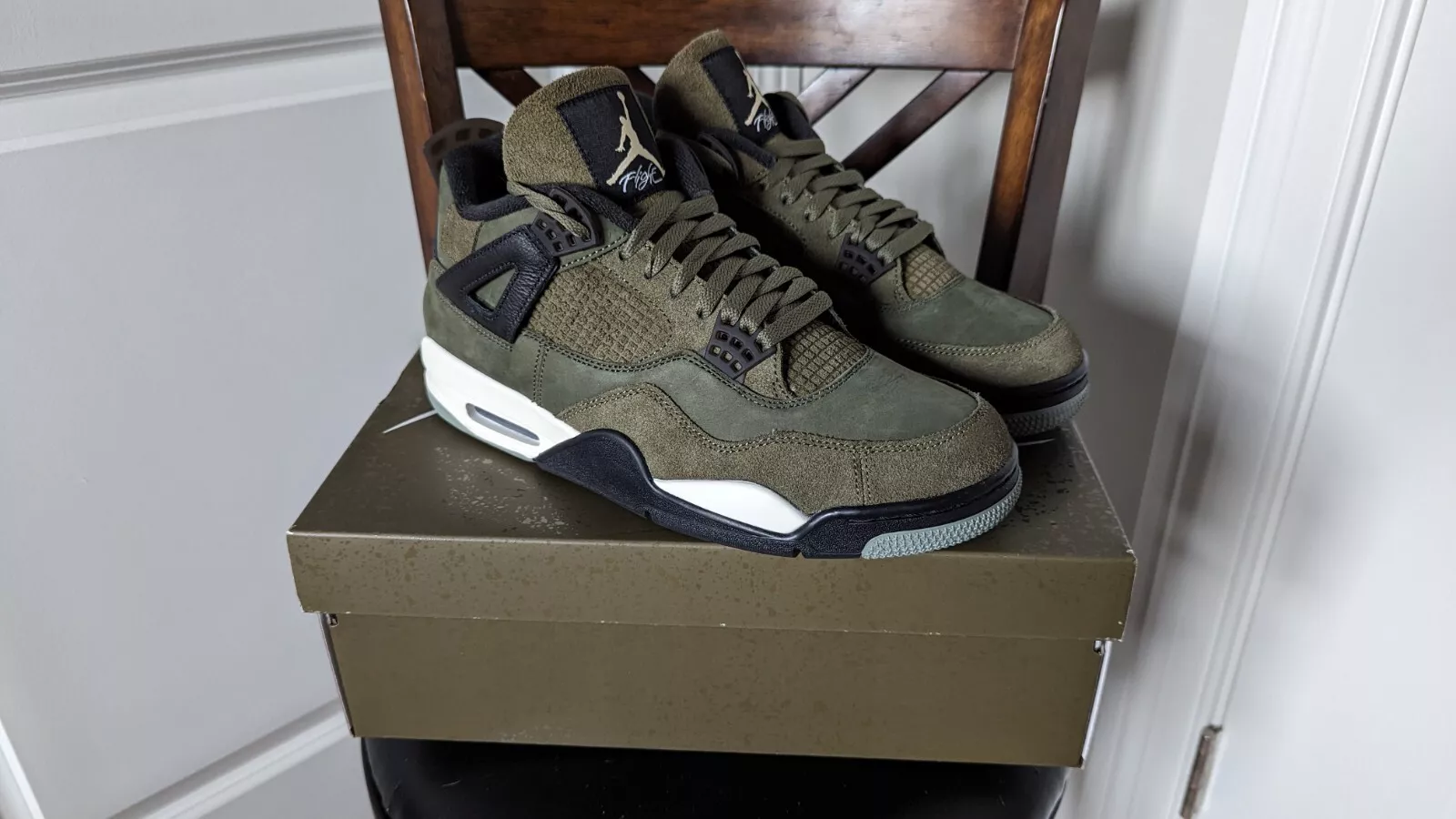 XH Batch Air Jordan 4 Craft “Olive” review Ramiro 02