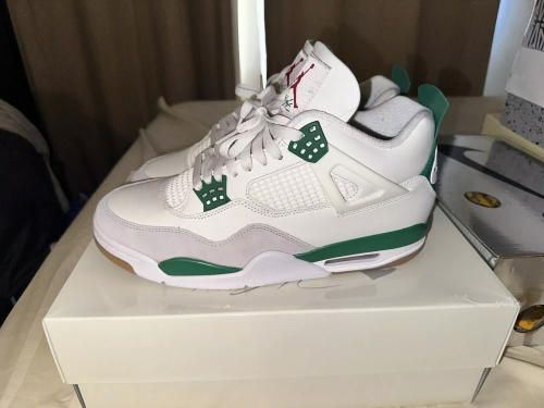 XH Batch Nike SB x Air Jordan 4 “Pine Green”Calaite review 