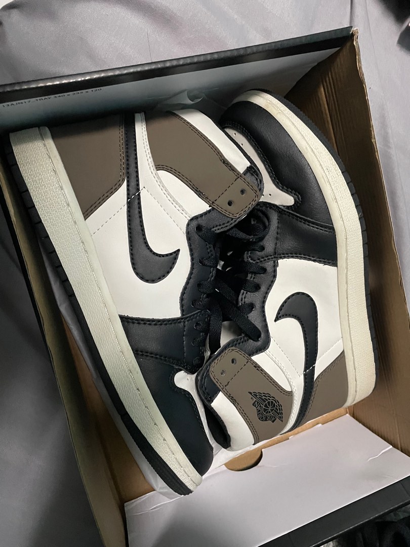  PRO Air Jordan 1 Retro High OG 'Dark Mocha' review Fiona 01
