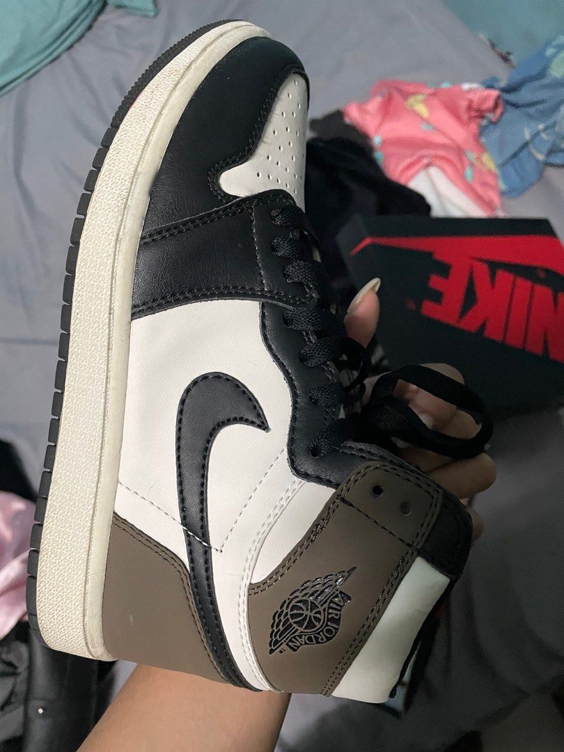  PRO Air Jordan 1 Retro High OG 'Dark Mocha' review Fiona 03