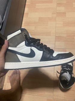  PRO Air Jordan 1 Retro High OG 'Dark Mocha' review Hannah 02