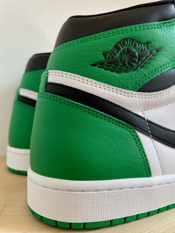  PRO Air Jordan 1 HighLucky Green review Henry 01