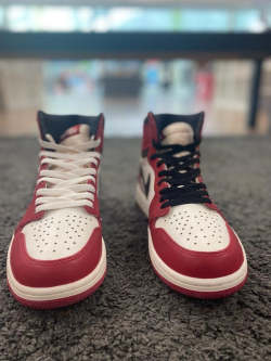 PRO Air Jordan 1 High OG Chicago Reimagined review Ursula 01