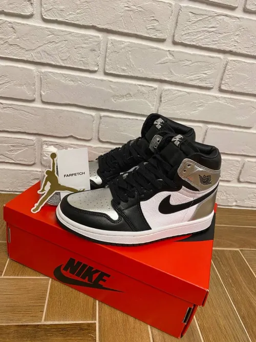  PRO  Air Jordan 1 High Silver Toe review 