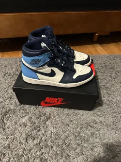 PRO  Air Jordan 1 Retro High OG “Obsidian University Blue” review Brianna 02