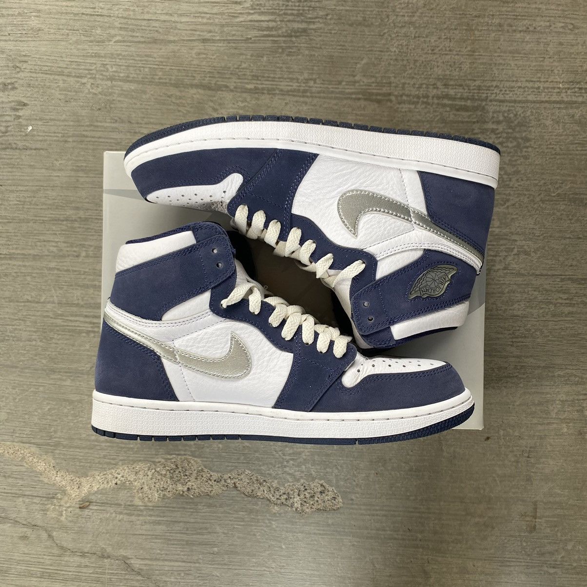  PRO  Air Jordan 1 High OG Japan Midnight Navy review Clara 04