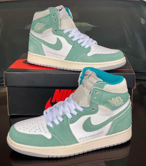 PRO Air Jordan 1 High OG“Turbo Green” review 