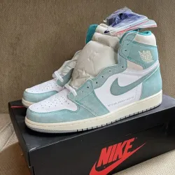 PRO Air Jordan 1 High OG“Turbo Green” review Clara