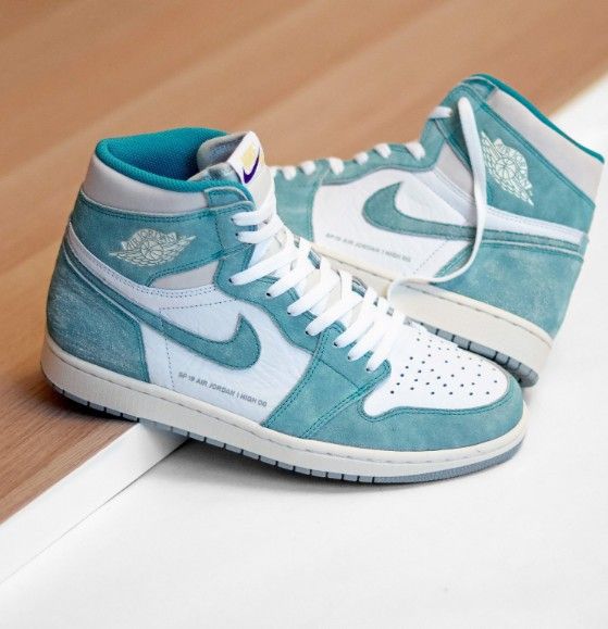 PRO Air Jordan 1 High OG“Turbo Green” review Olivia