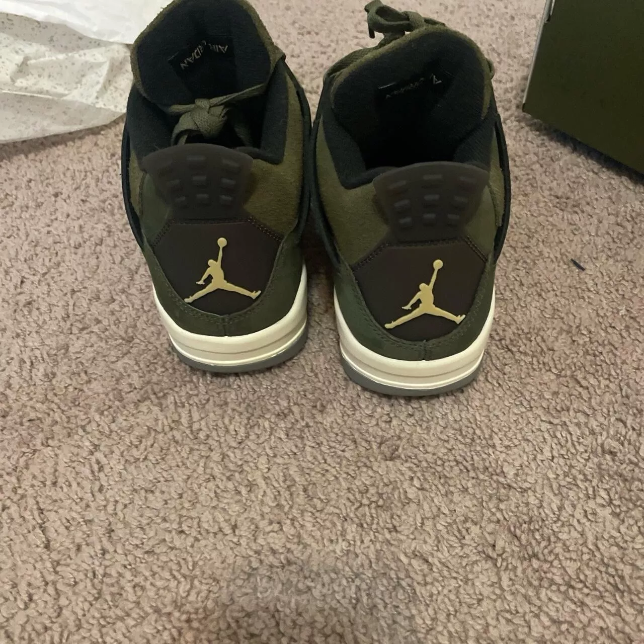 BS Batch Air Jordan 4 Craft “Olive” review H C 01
