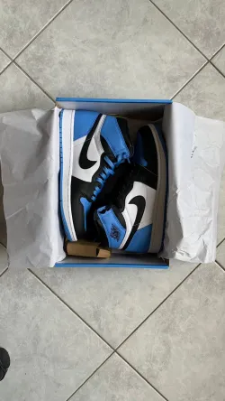  PRO Air Jordan 1 High OG University Blue review Ursula 04