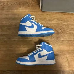  PRO   Air Jordan 1 Retro UNC review Sam 01