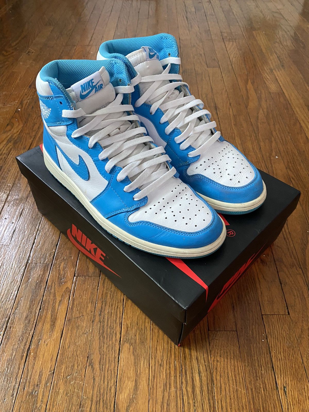  PRO   Air Jordan 1 Retro UNC review Sam 02