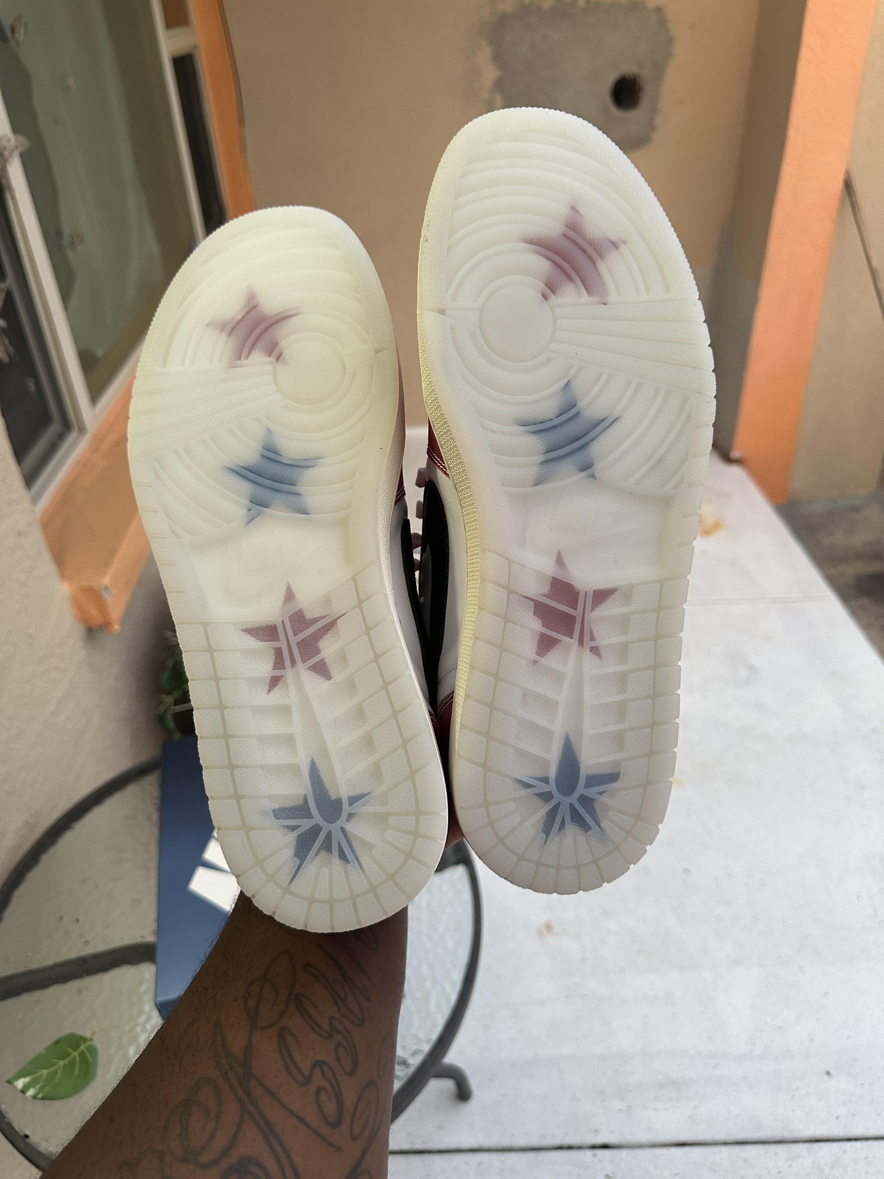 PRO Trophy Room x Air Jordan 1 Low OG Signa Ture review Amy 02