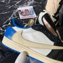 PRO  Travis Scott x Fragment Design x Air Jordan 1 Low review Dan 03