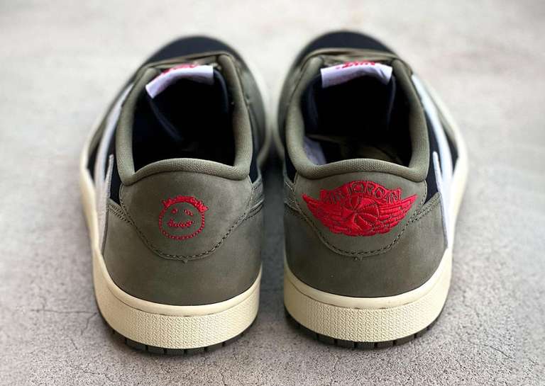  PROTravis Scott x Air Jordan 1 Low Dark Green review Zack 03
