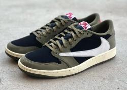  PROTravis Scott x Air Jordan 1 Low Dark Green review Zack 04
