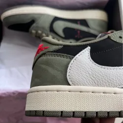  PROTravis Scott x Air Jordan 1 Low Dark Green review Tara 01