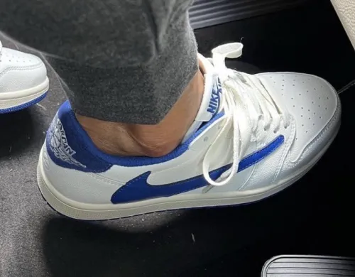 PRO Travis Scott x Air Jordan 1 Low Blue Bottom Barb review 