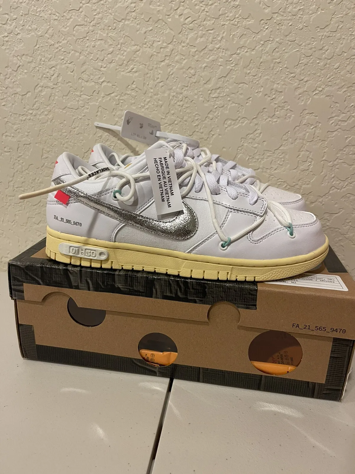 GB OFF WHITE x Nike Dunk SB Low The 50 NO.1 review 0