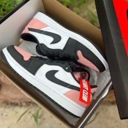  PRO Travis Scott x Air Jordan 1 Low Black Red review Olive 01
