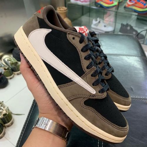PRO  Travis Scott x Air Jordan 1 Low OG SP-T review 
