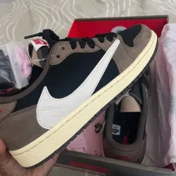 PRO  Travis Scott x Air Jordan 1 Low OG SP-T review Brianna 01