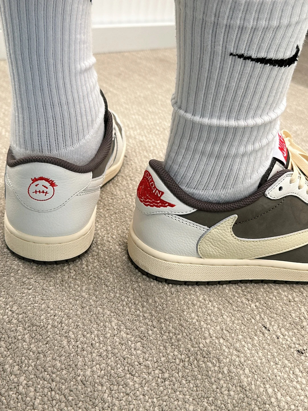  PRO Travis Scott x Air Jordan 1 Low OG Reverse Mocha” review Kevin 02