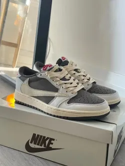  PRO Travis Scott x Air Jordan 1 Low OG Reverse Mocha” review Olivia 02