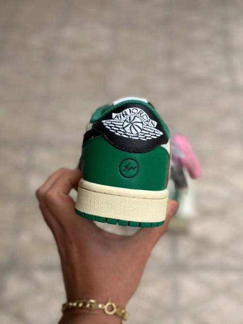 PRO Air Jordan Travis Scott x Air Jordan 1 Low Black Green Barb review 