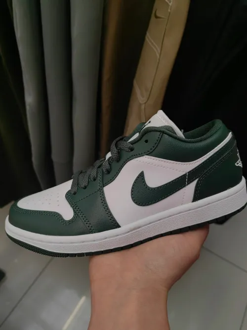 XH Air Jordan 1 Low Blackish Green review 
