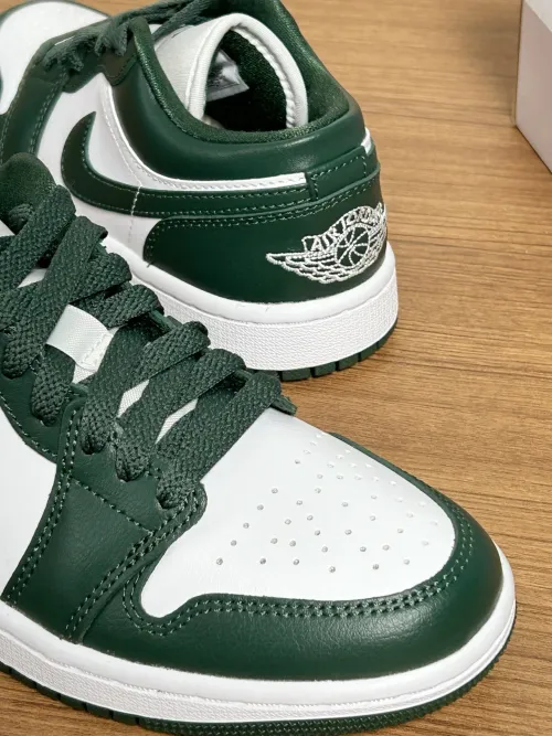 XH Air Jordan 1 Low Blackish Green review 