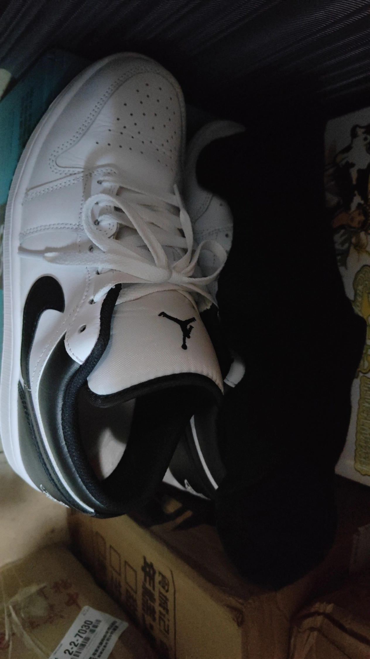 XH Travis Scott x Air Jordan 1 Low White Black review Nate 01