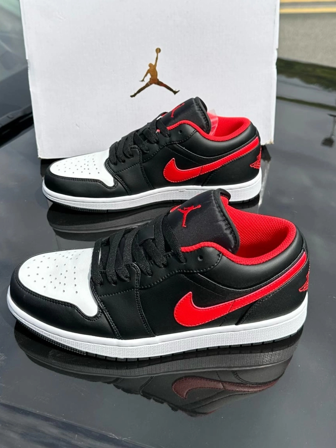XH Travis Scott x Air Jordan 1 Low New Black Red review Xavier 03