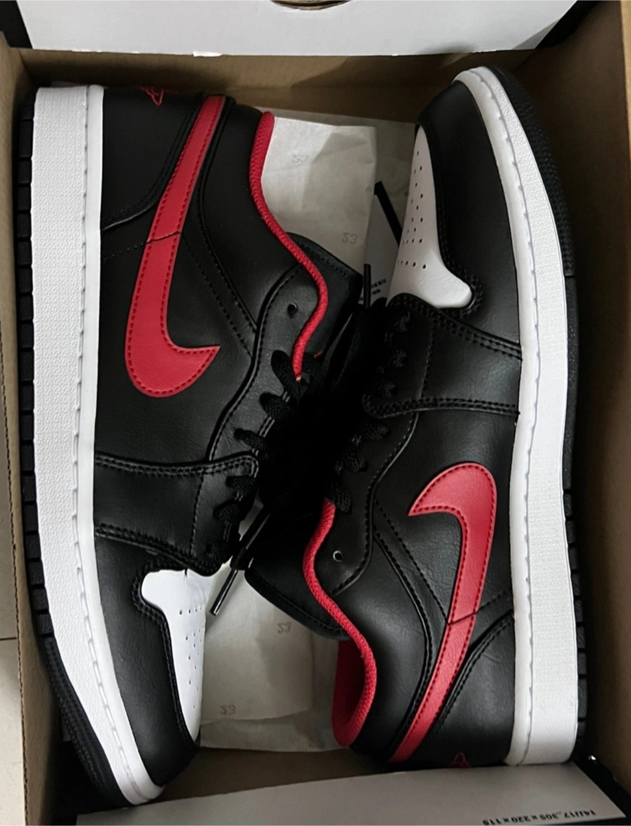 XH Travis Scott x Air Jordan 1 Low New Black Red review Alex