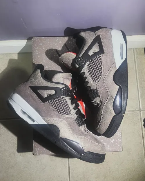 BS Batch Air Jordan 4 Retro Taupe Haze review 