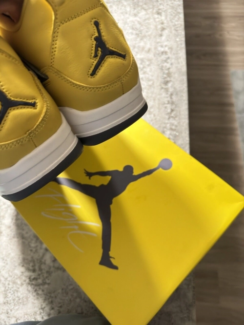 BS Batch Air Jordan 4 Retro LS Lightning review 