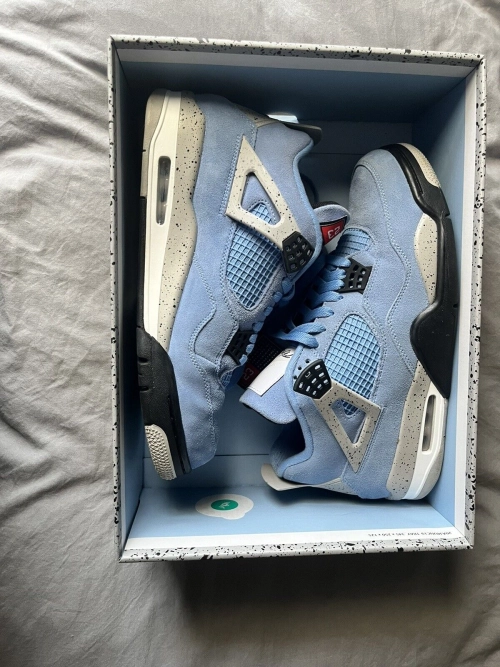 BS Batch Air Jordan 4 SE University Blue review 