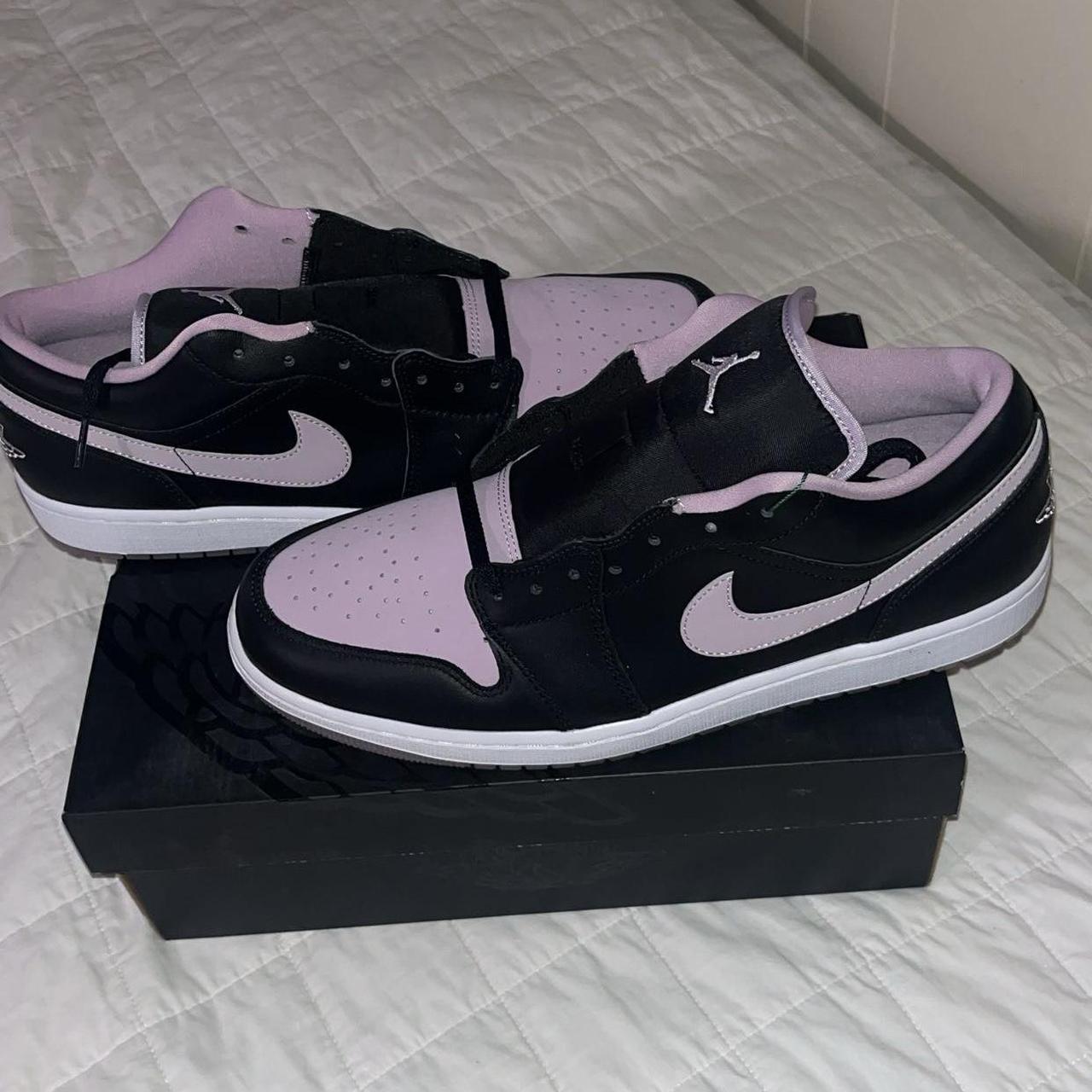 XH Travis Scott x Air Jordan 1 Low Black Purple review Kara 02