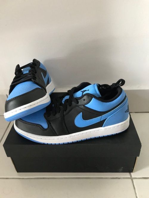 XH Travis Scott x Air Jordan 1 Low New Black Blue review 