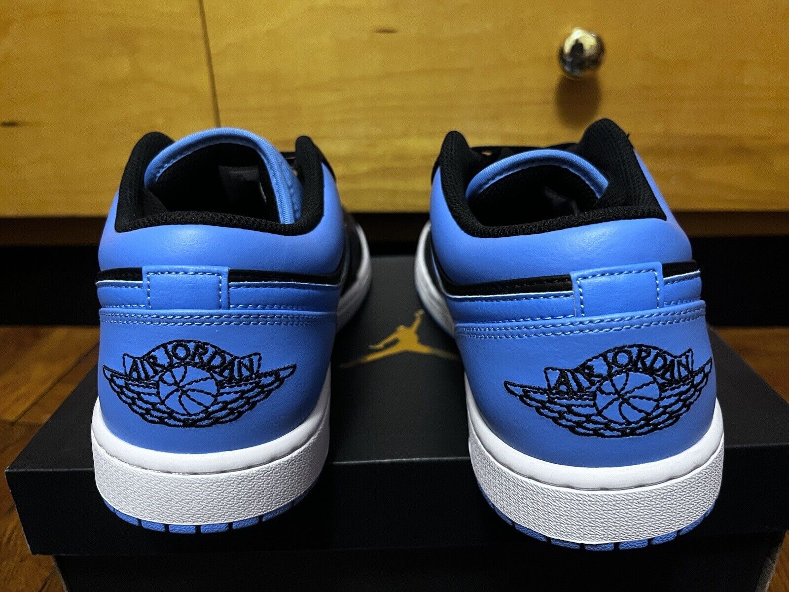 XH Travis Scott x Air Jordan 1 Low New Black Blue review Piper 03