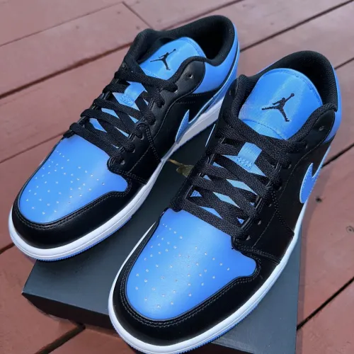 XH Travis Scott x Air Jordan 1 Low New Black Blue review 