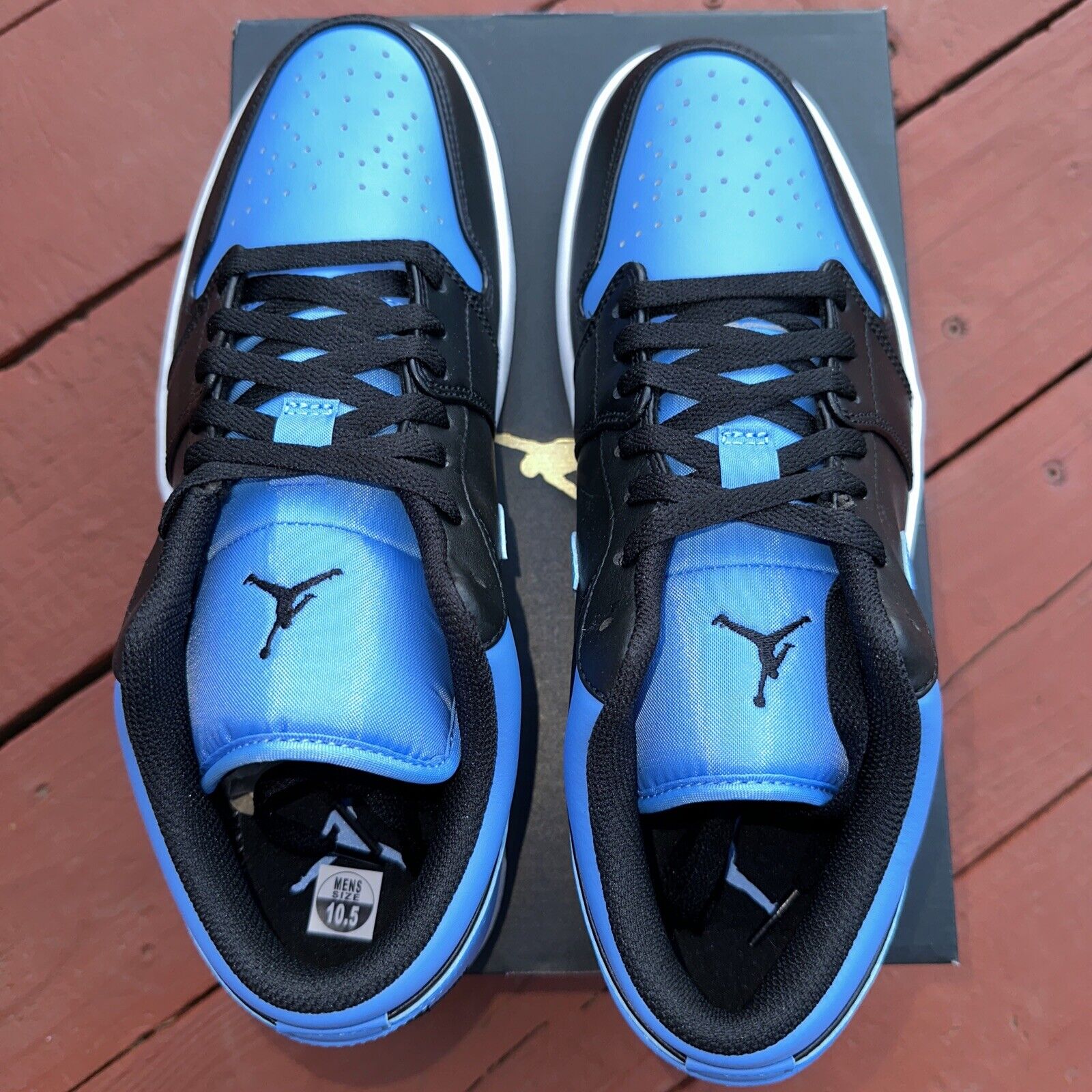 XH Travis Scott x Air Jordan 1 Low New Black Blue review Tina 02
