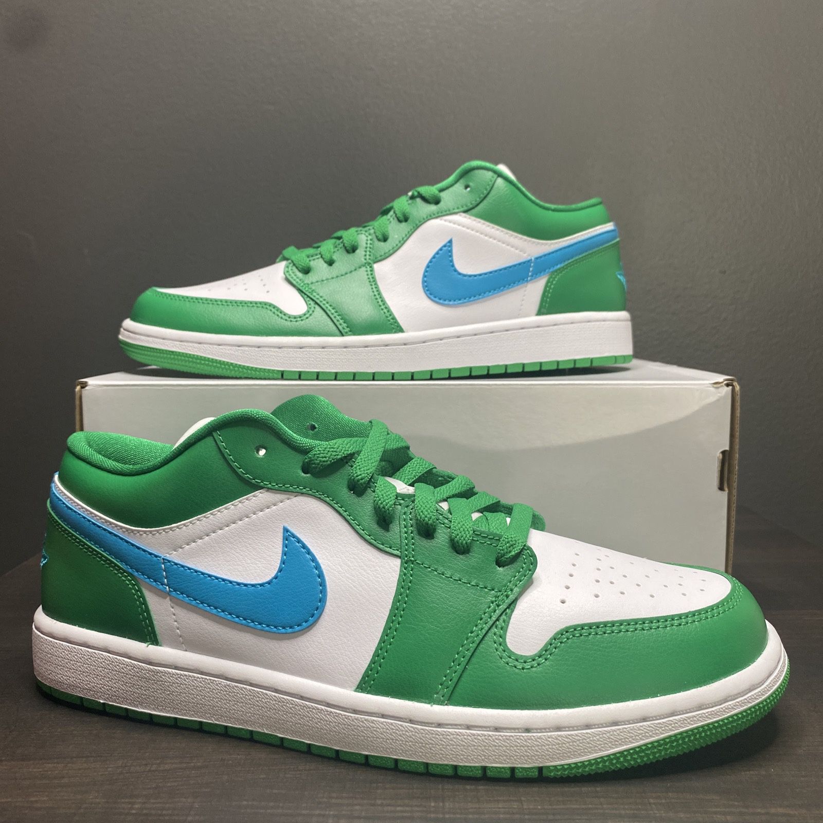 XH Travis Scott x Air Jordan 1 Low White Green Blue review Fred 02