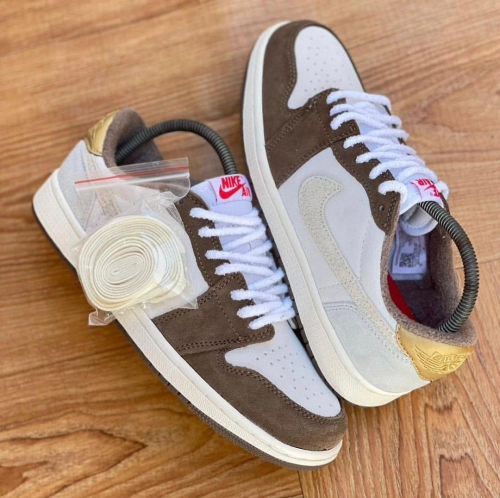 XH Travis Scott x Air Jordan 1 Low OG “Year of the Rabbit” review 