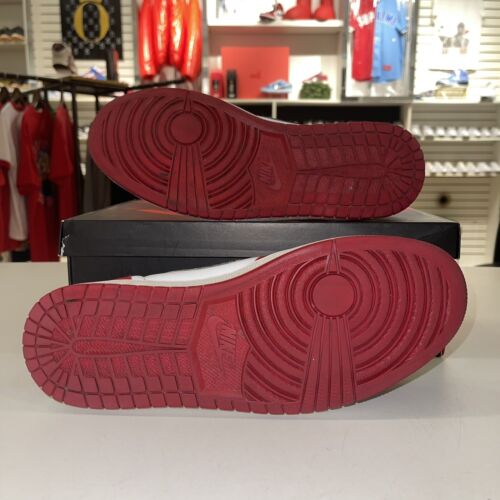 XH Air Jordan 1 Low Low Help Chicago review Nate 04