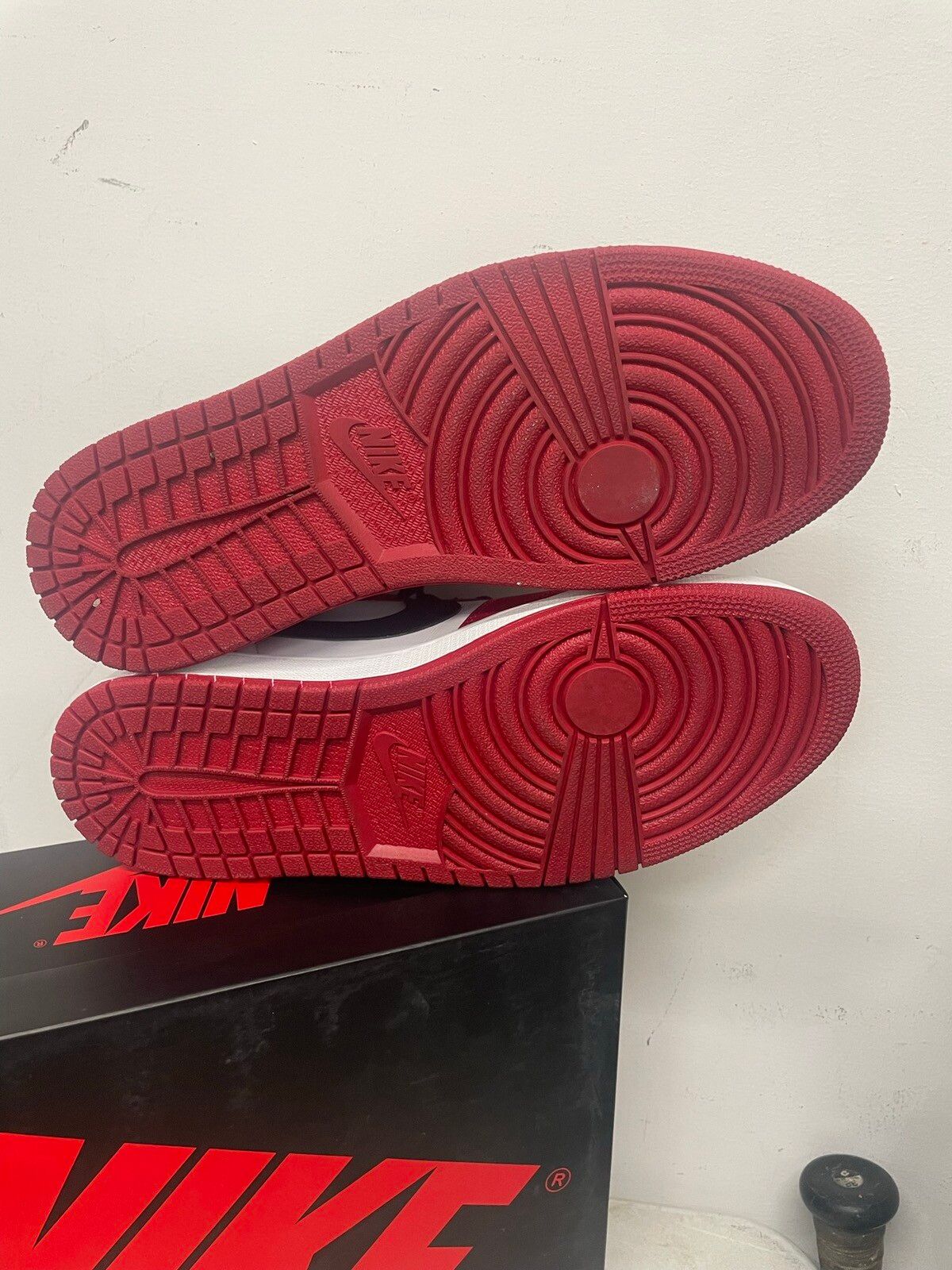 XH Air Jordan 1 Low Low Help Chicago review Ursula 03