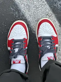 XH Air Jordan 1 Low Low Help Chicago review Wendy