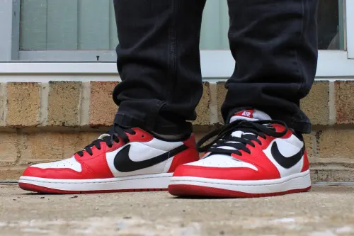 XH Air Jordan 1 Low Low Help Chicago review 