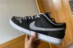 SX Nike SB Dunk Low Pro“J-Pack Shadow” review Thomp 01
